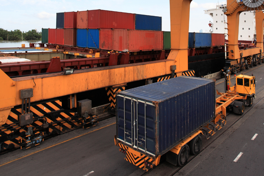 distribusi bisnis dengan pt dermaga indonesia