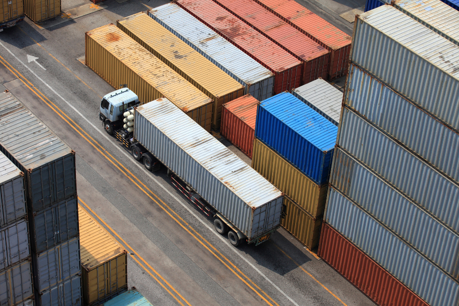 proses pengiriman dengan fcl shipping